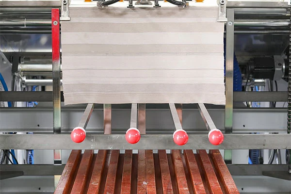 Hvad gør intelligent laminering til et mere bæredygtigt valg til printfinishing?