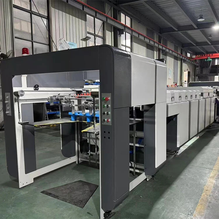 Automatisk tykt tyndt papir UV-olielakmaskine